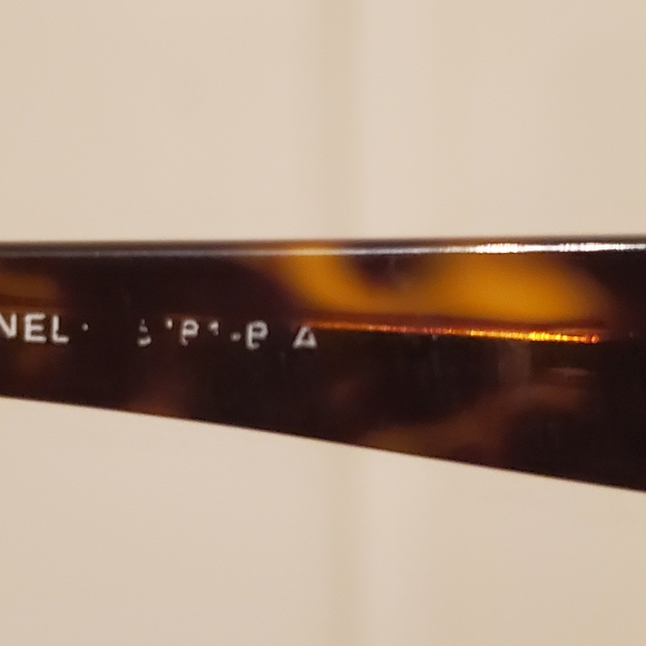 Chanel Glasses with Pearl Adornment on Tortoise Arms. All Inclusive. - Picture 5 of 6